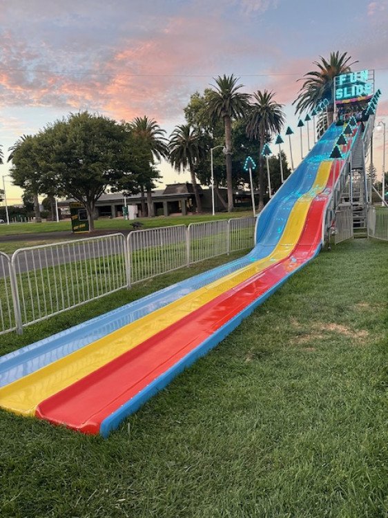 Super Fun Slide 90'